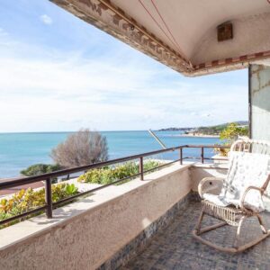 Appartamento fronte mare ad Anzio